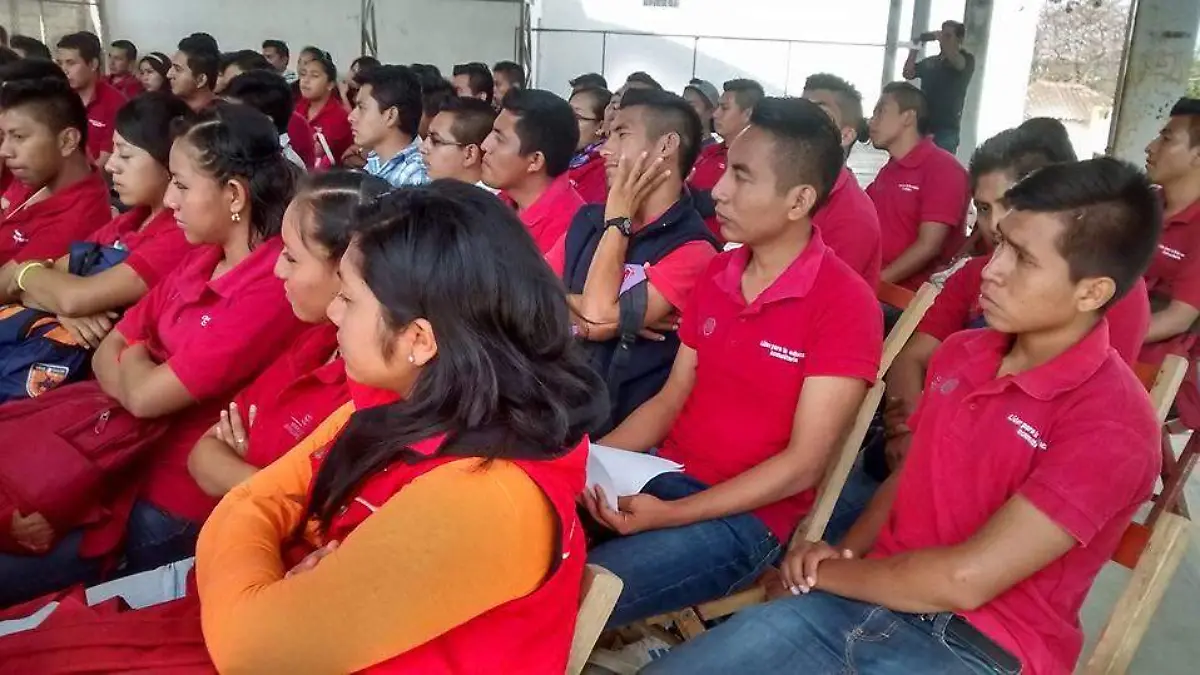 Llaman a jóvenes para instructores CONAFE